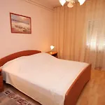 With A Parking Space - 7857 شقة *